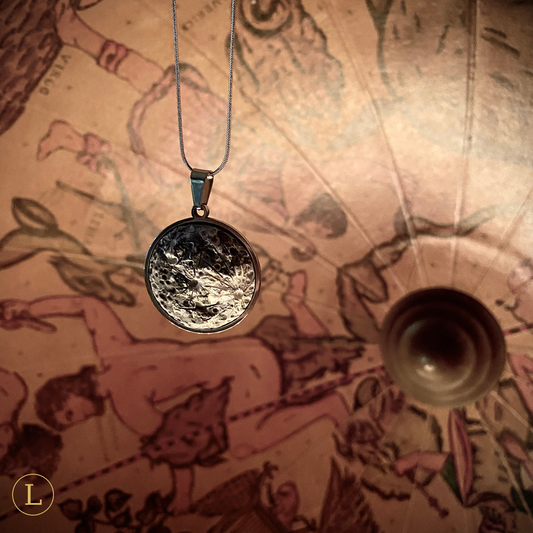 Platinum Elegance, ciondolo luna in ceramica, misura L