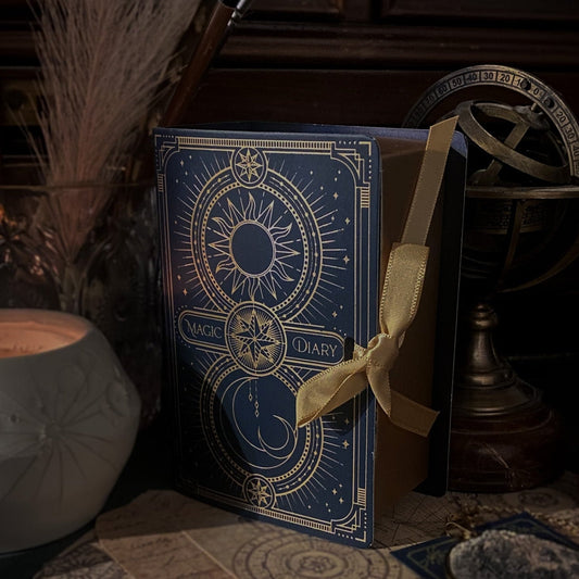 SET: MAGIC GIFT BOX + LUNAR WHISPER