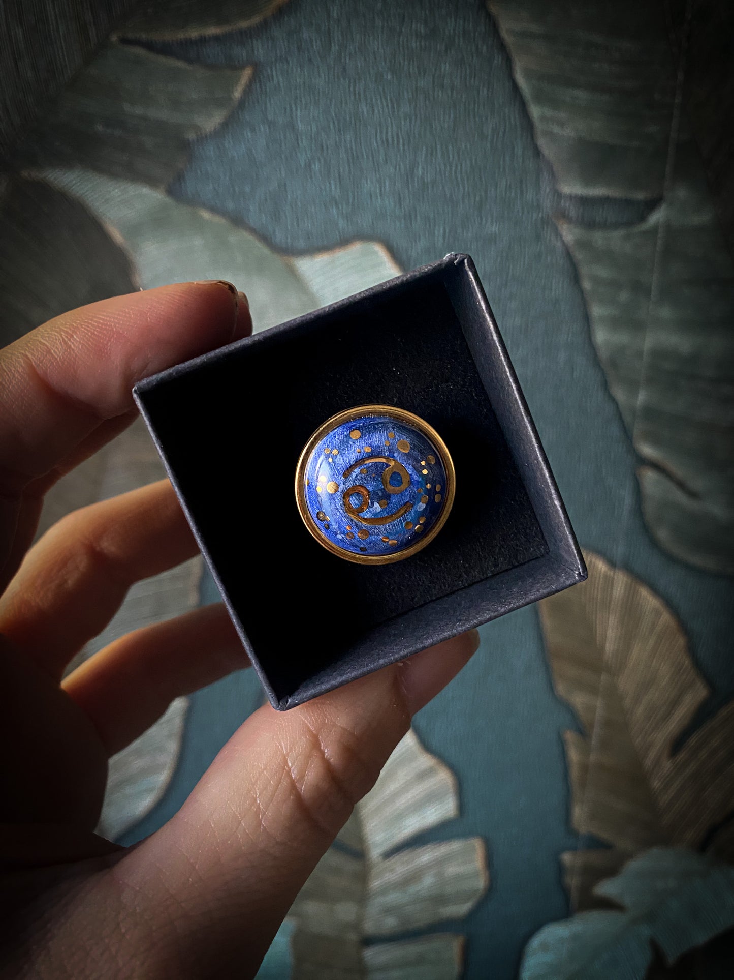 Gold Astro Soul | Ciondolo e Anello Zodiacale in Ceramica e Oro