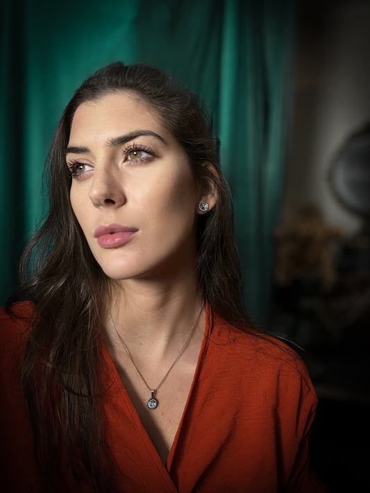 Platinum Elegance Moon | Orecchini Luna in Porcellana