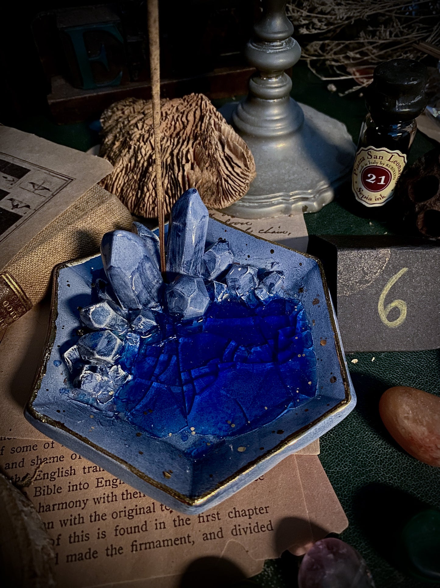 Hexagonal Sapphire Sky | Piattino portagioie e portaincenso in Ceramica