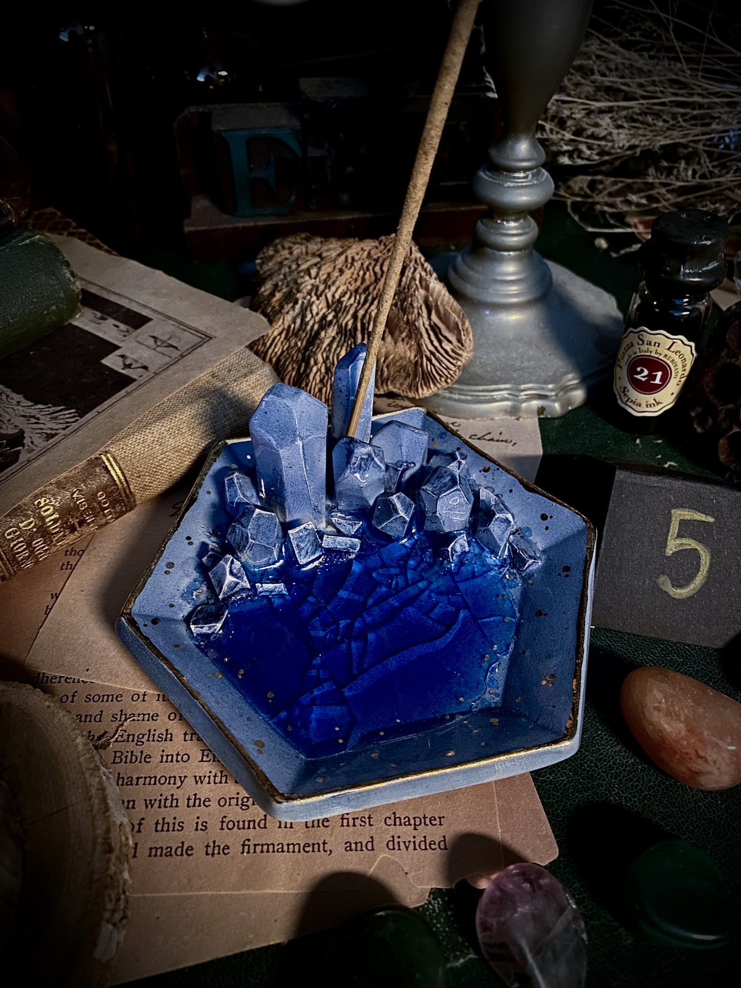 Hexagonal Sapphire Sky | Piattino portagioie e portaincenso in Ceramica