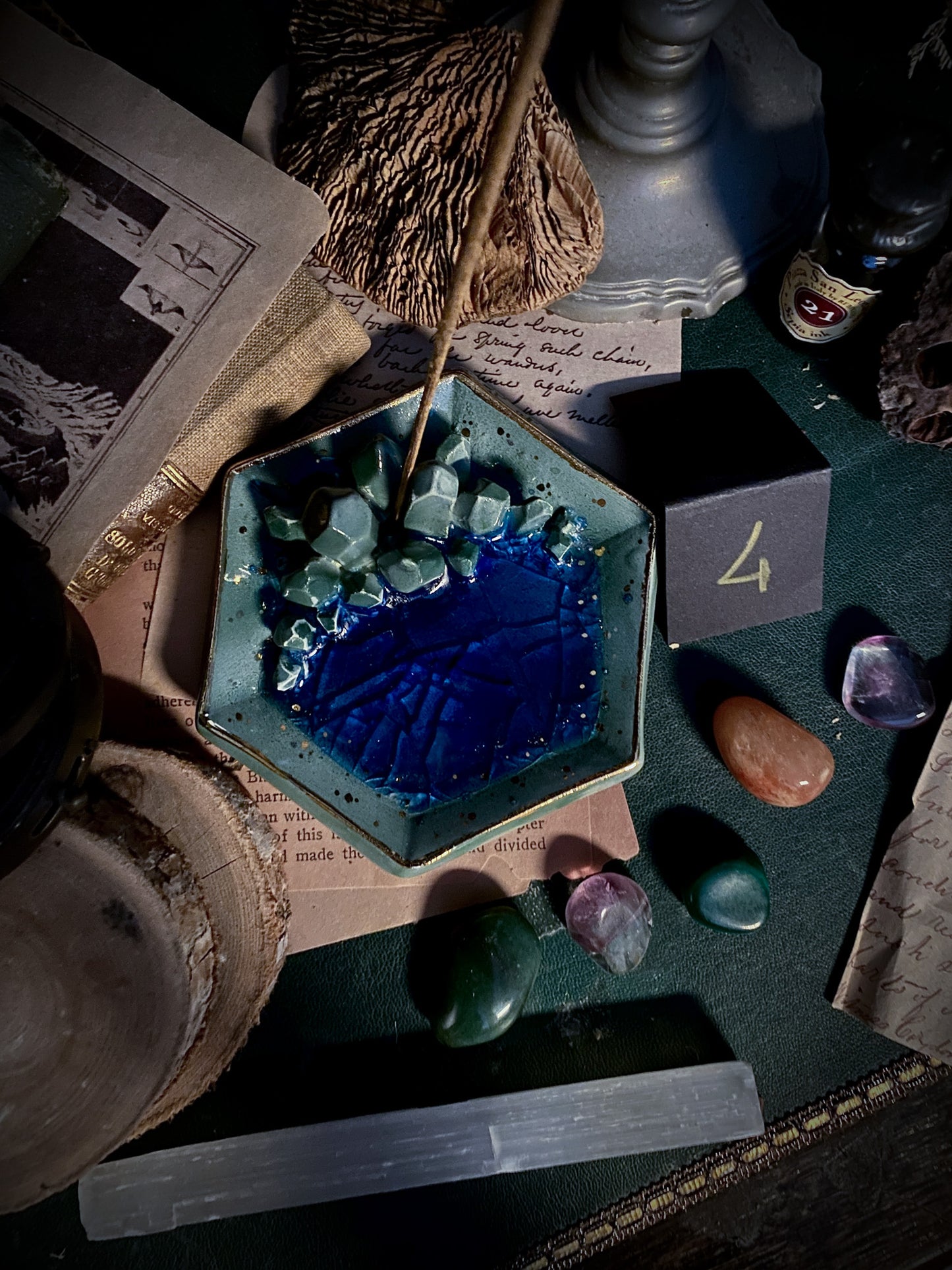 Hexagonal Sapphire Sky | Piattino portagioie e portaincenso in Ceramica