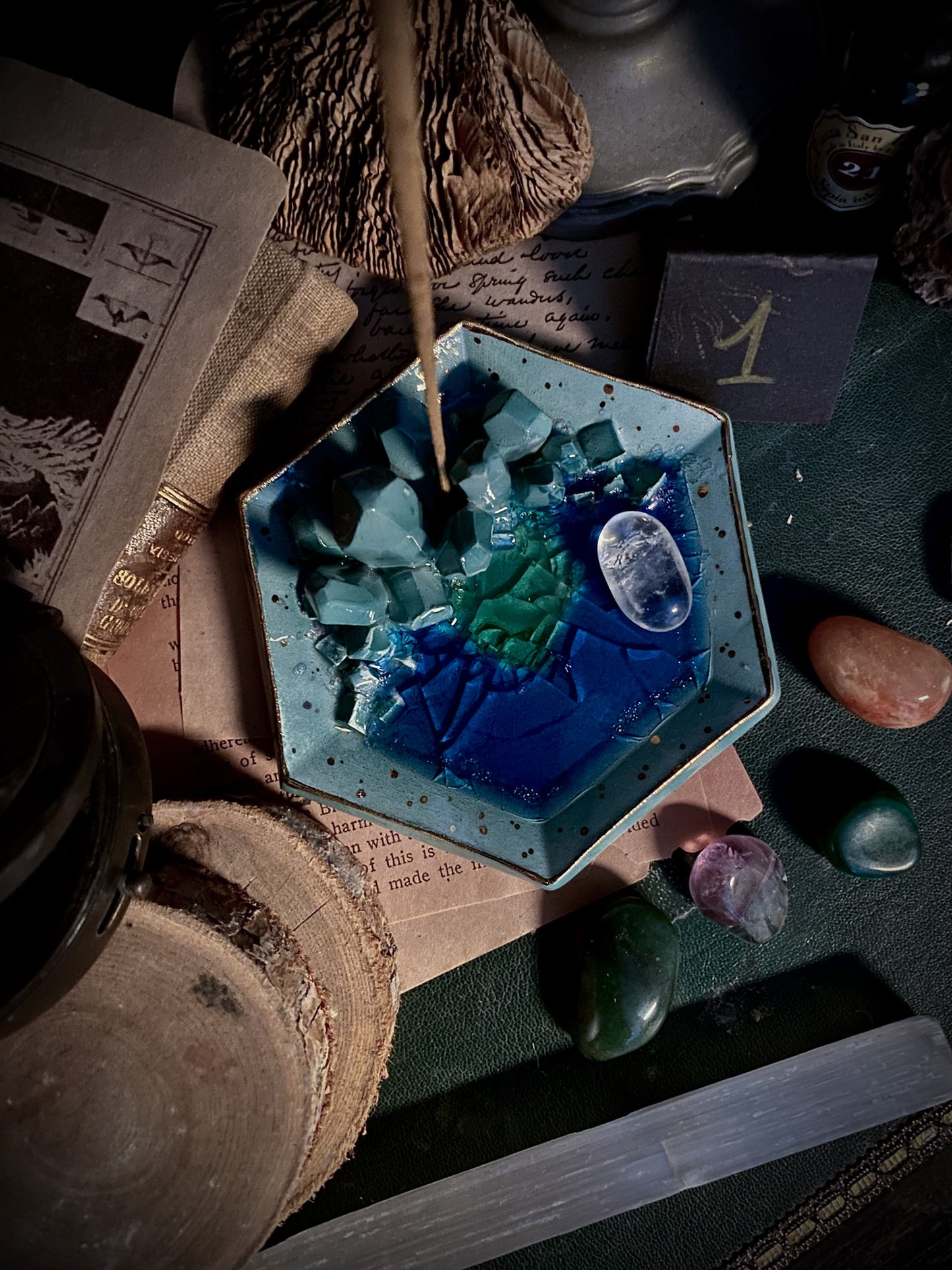 Hexagonal Sapphire Sky | Piattino portagioie e portaincenso in Ceramica