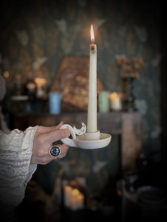 Lunar Candle Keeper, porta candela lunare in ceramica e lustri, con candela inclusa
