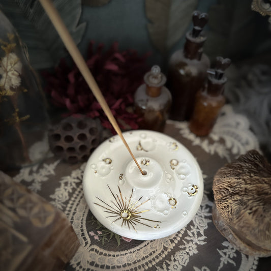 White and Gold Full Moon | Porta Incenso Luna in Ceramica e Lustro Oro