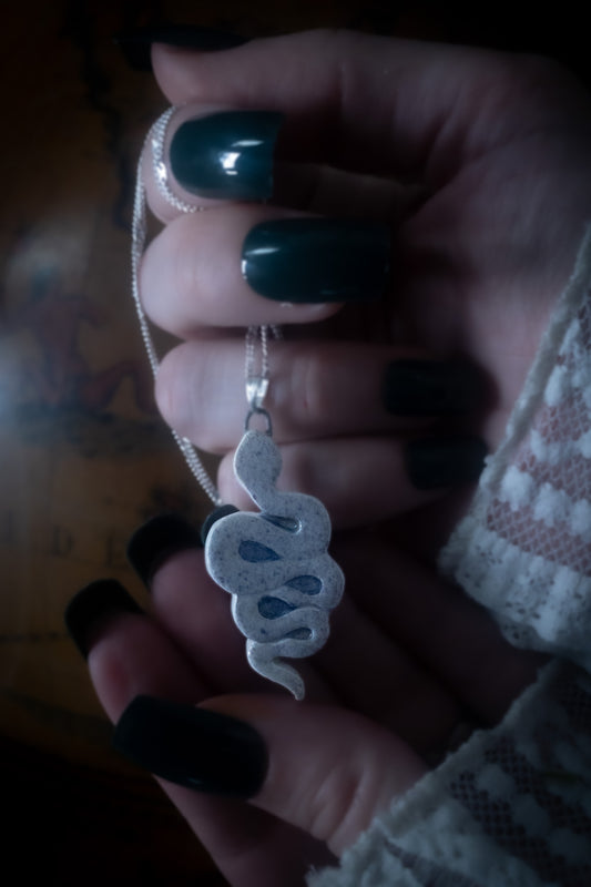 Snake Poisonous | Ciondolo Serpente in Ceramica