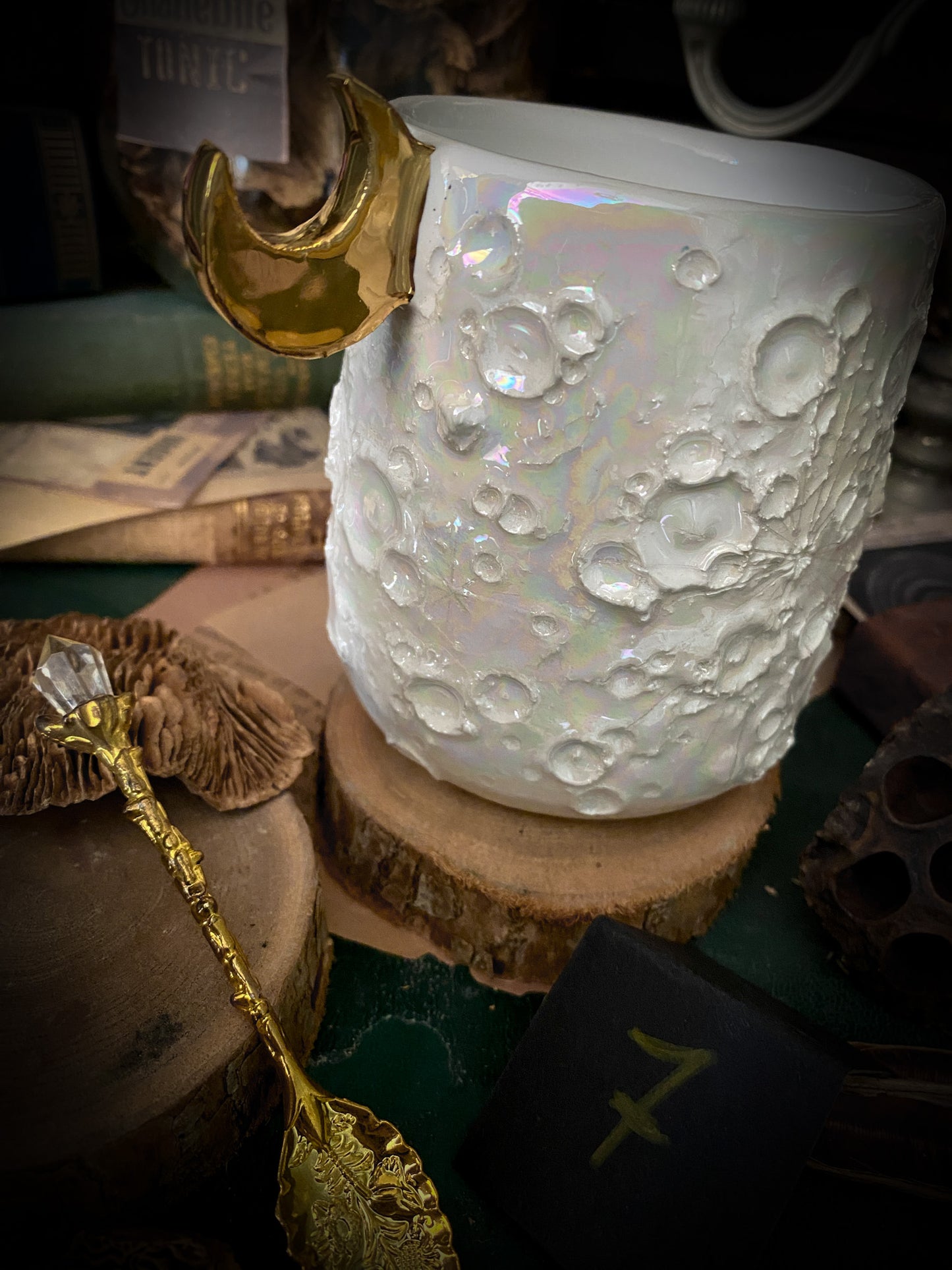 Moonlight Gold