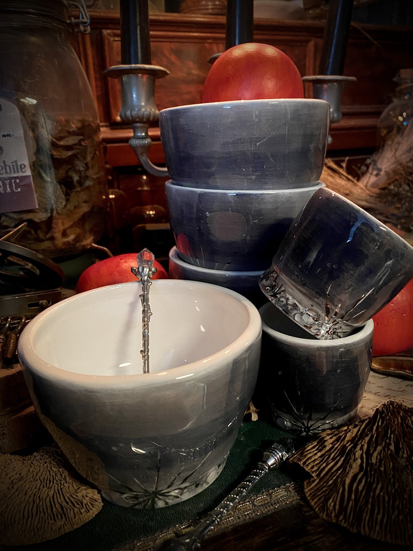 Night Sky Bowl – Ciotola in ceramica con lustro platino