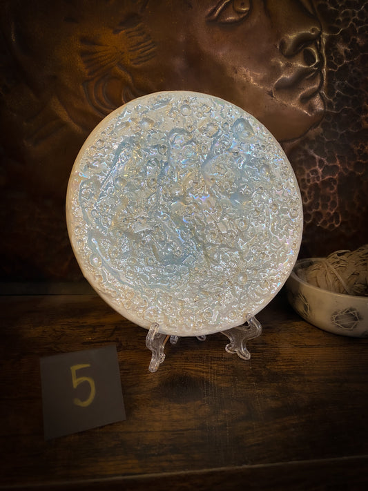 Luna della Neve 2026 in ceramica, fotografia originale Ela Ceramics