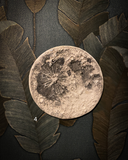 Medium Full Moon | Luna da muro in Ceramica