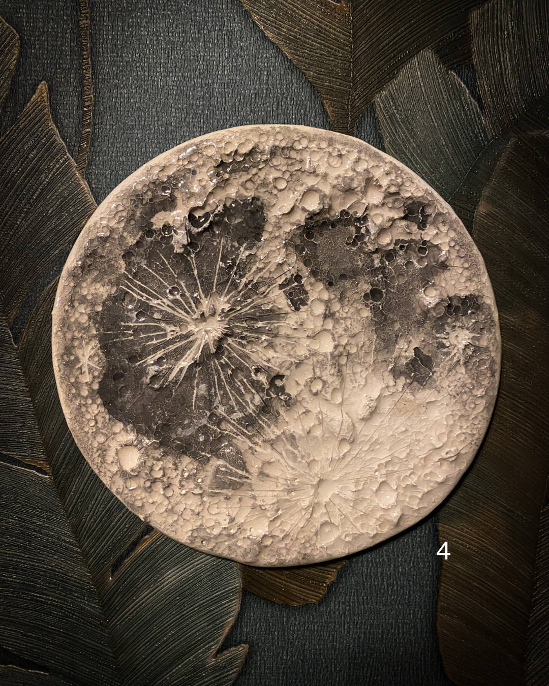 Medium Full Moon | Luna da muro in Ceramica