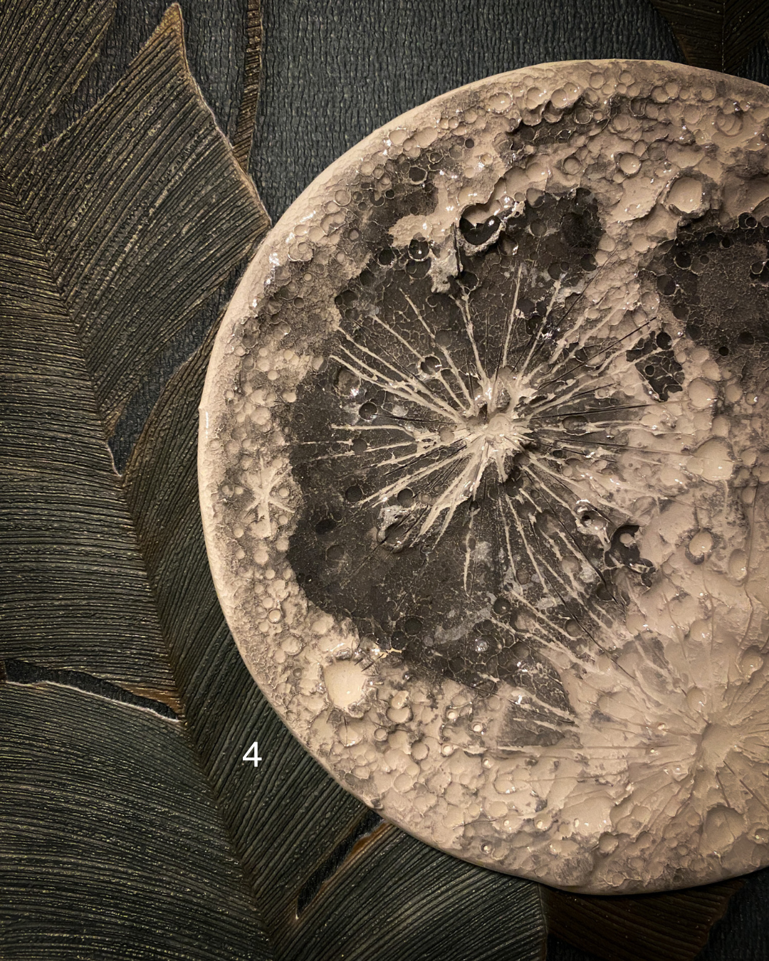 Medium Full Moon | Luna da muro in Ceramica