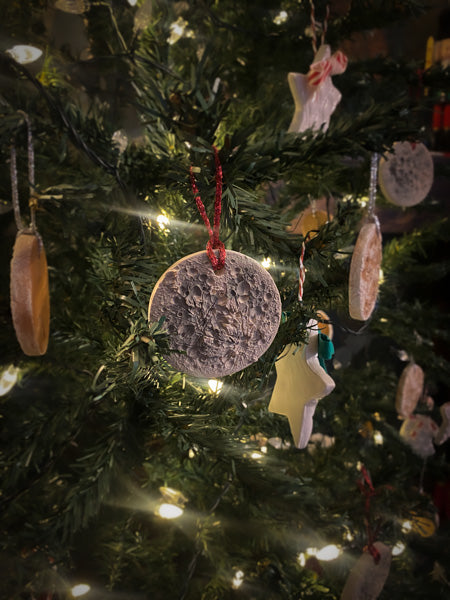 Moon Aroma Ornament | Pallina Lunare in ceramica profumatore