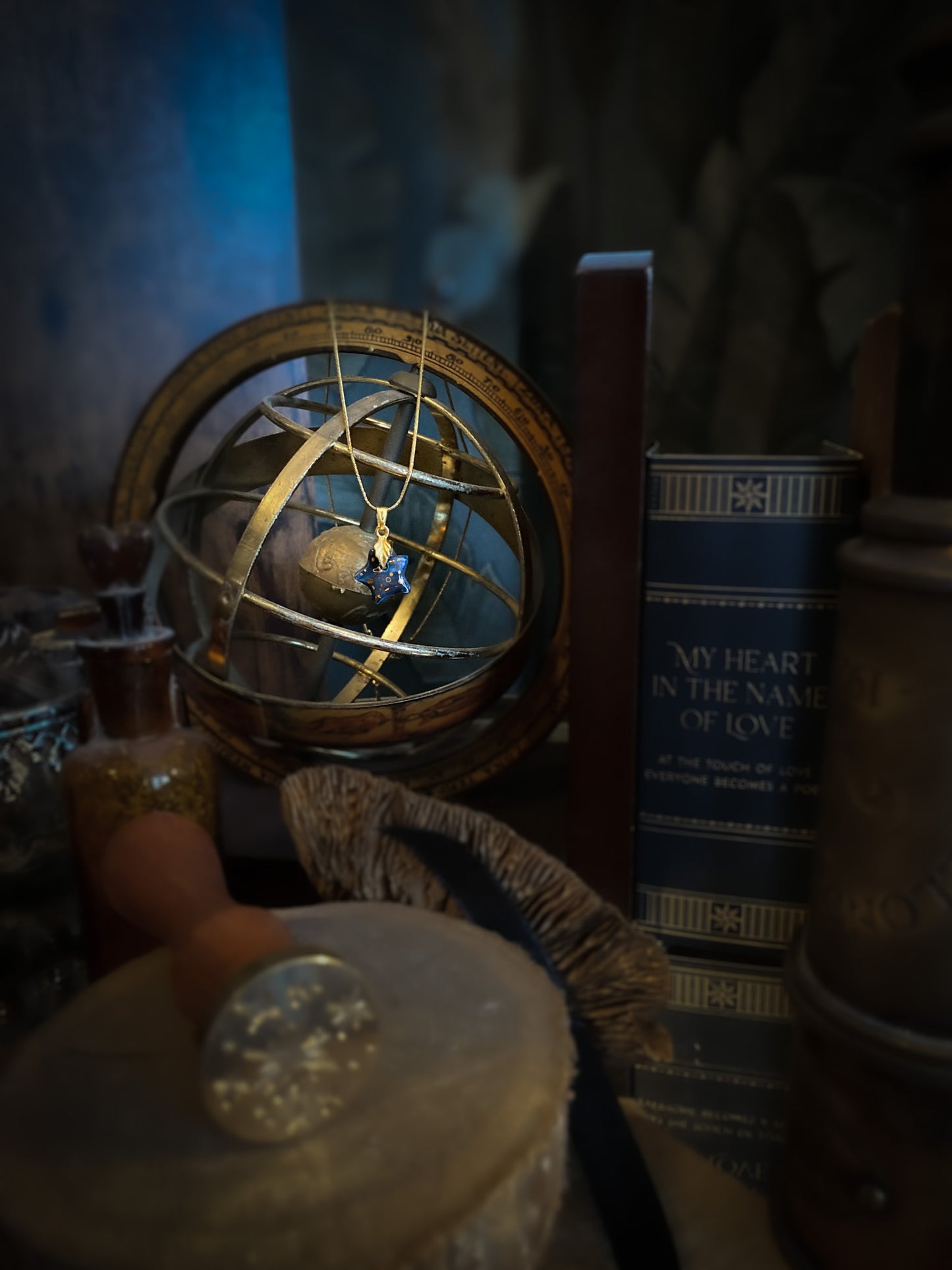 Blue Star | Ciondolo stellina blu e oro in Ceramica