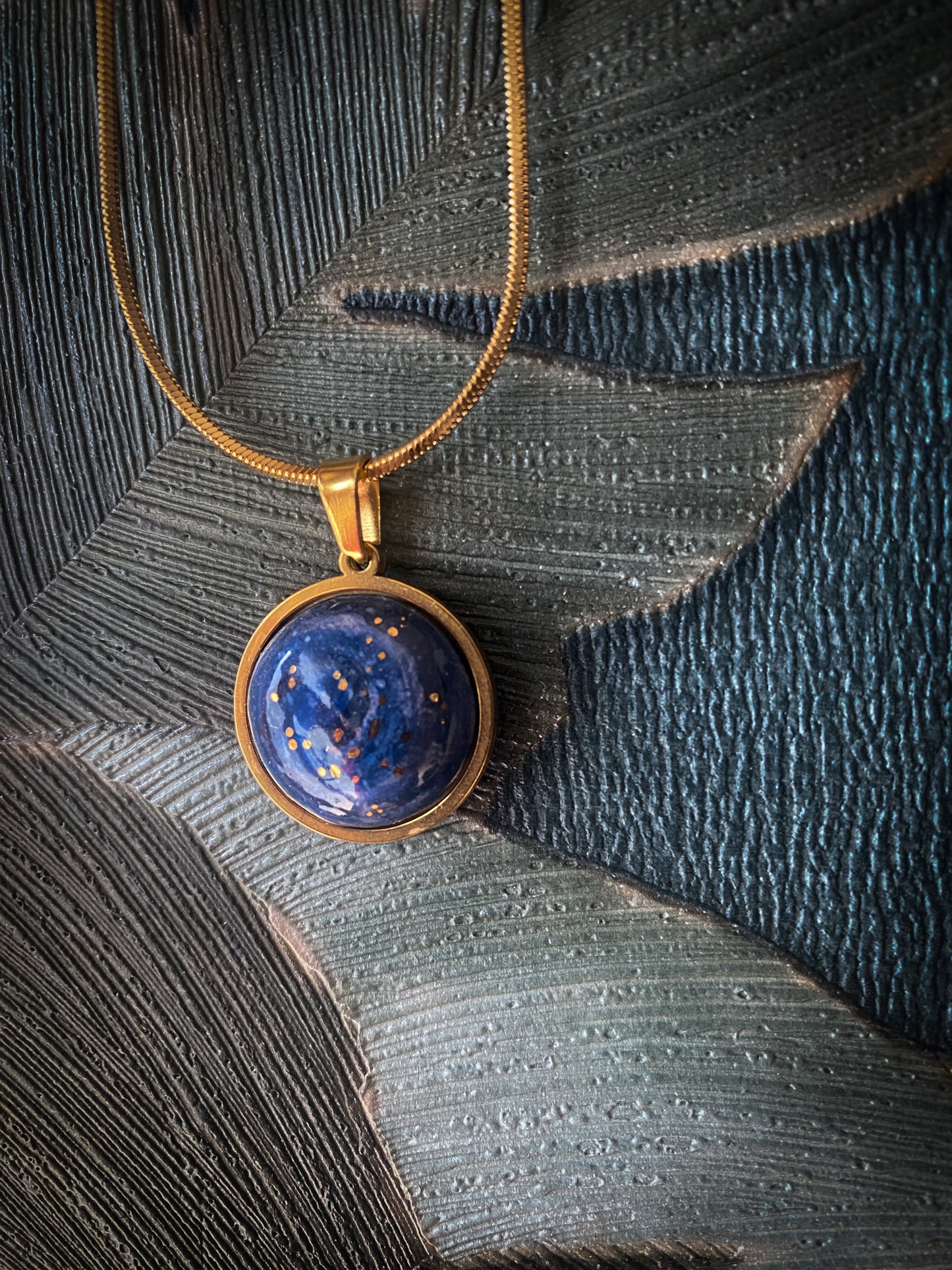 Celestial Sphere | Ciondolo Universo in Ceramica