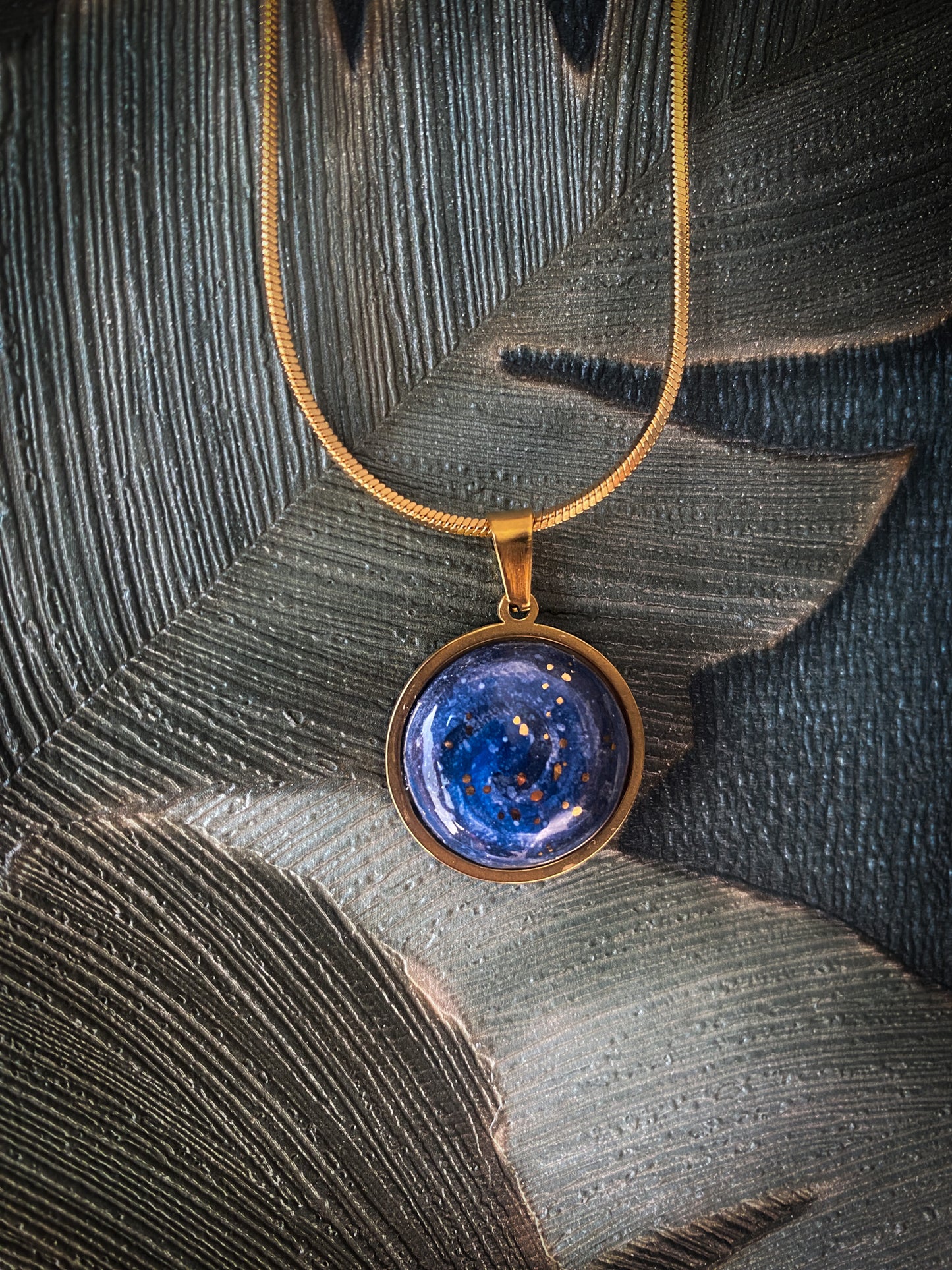 Celestial Sphere | Ciondolo Universo in Ceramica