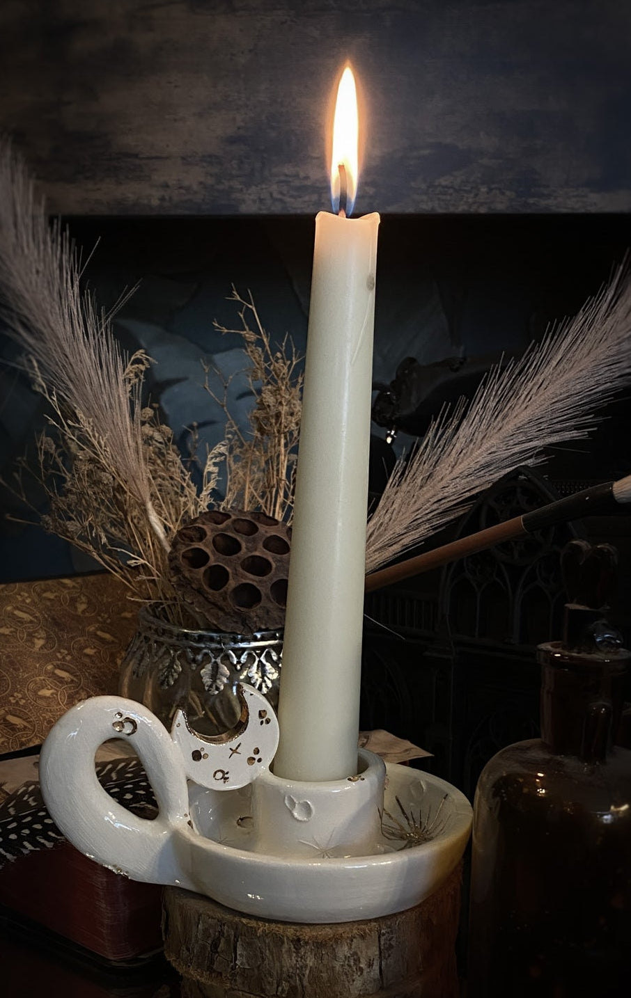 Lunar Candle Keeper – Porta Candela in Ceramica con Candela