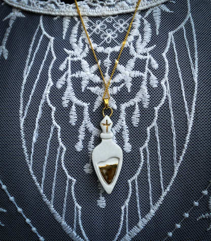 White Poison | Ciondolo con Ampolla Magica in Ceramica