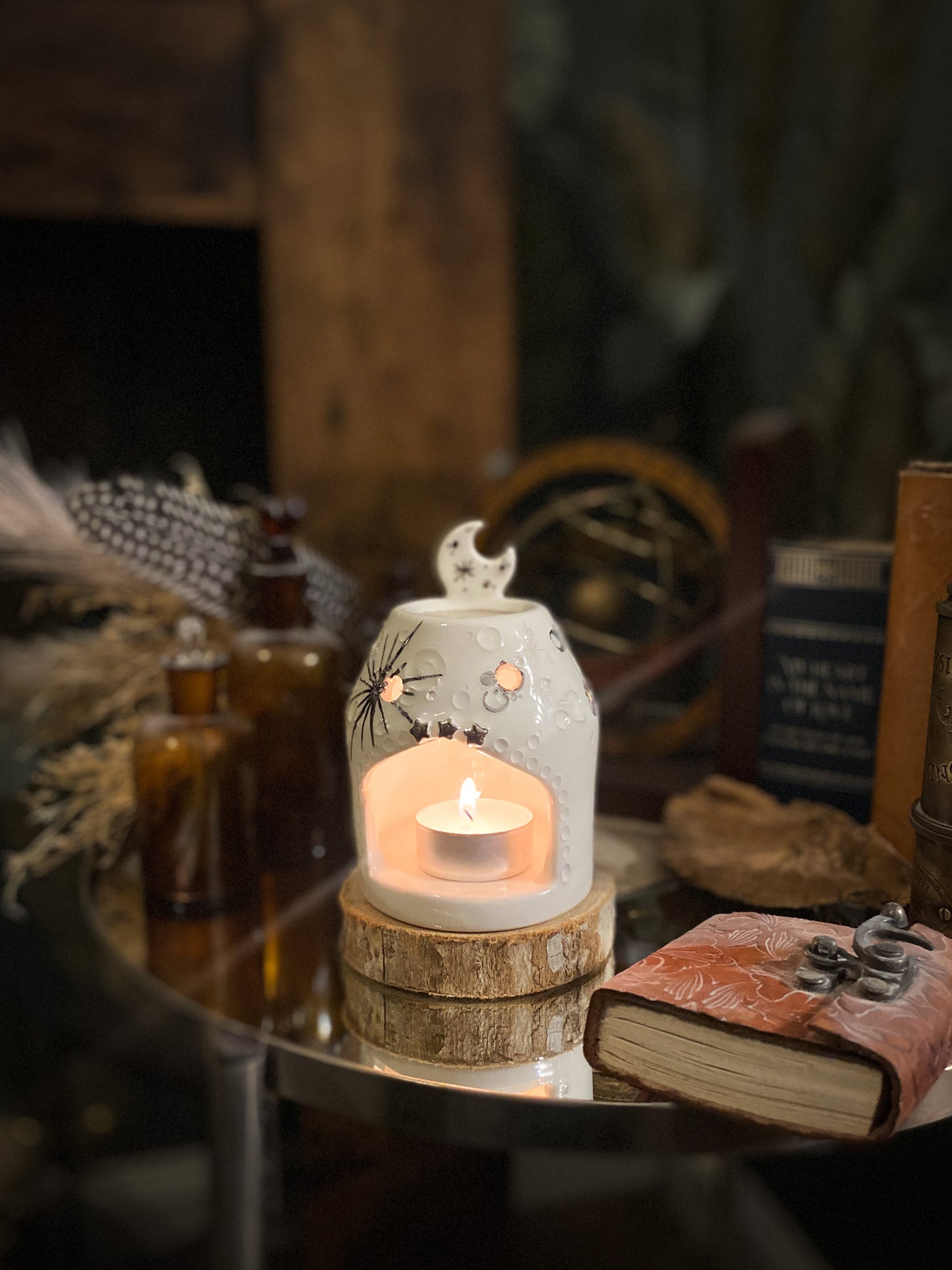 Moonlight Essence House – Brucia Aromi in Ceramica Artigianale