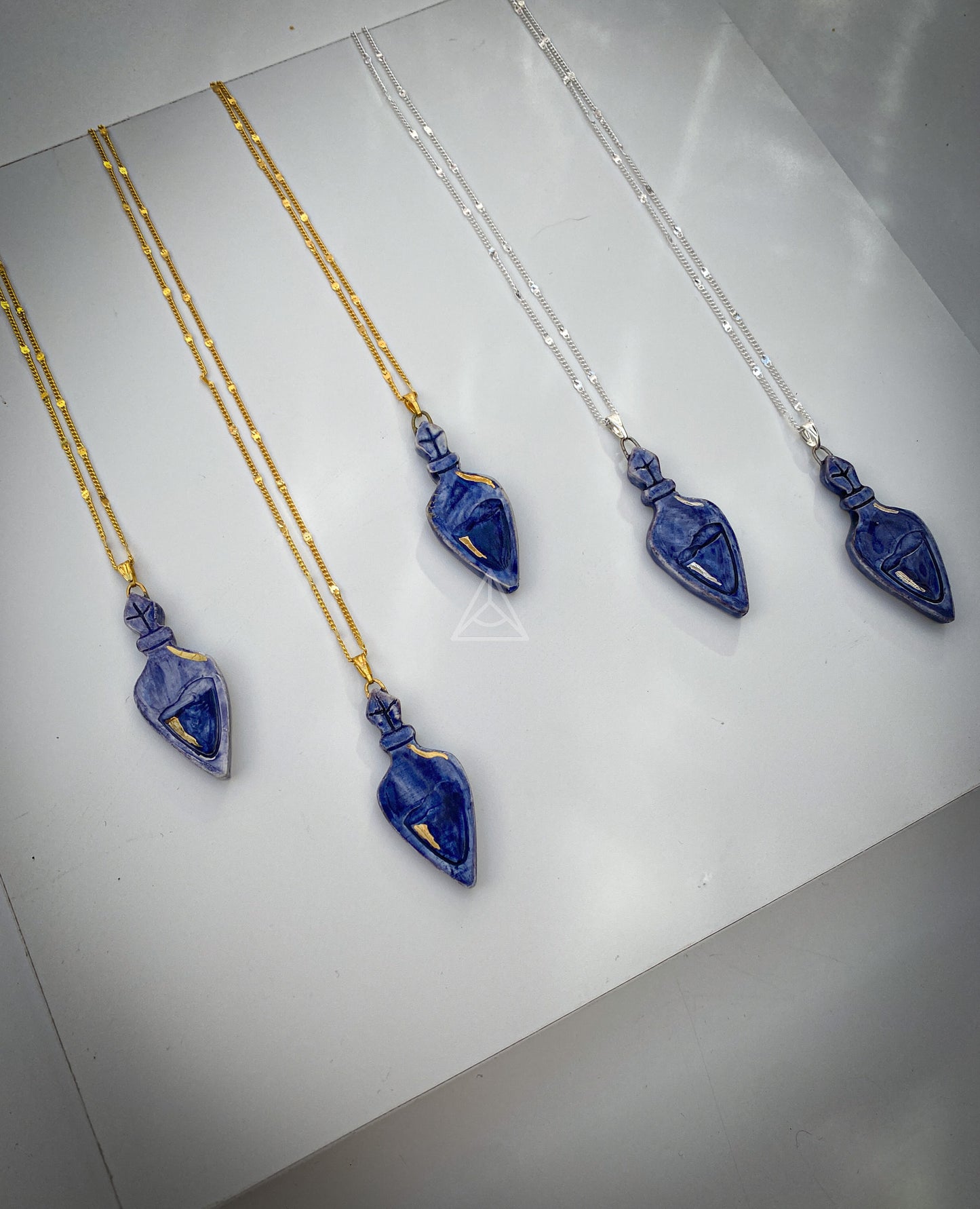 Blue Poison | Ciondolo Ampolla Magica in Ceramica
