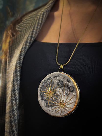 Gold Small Moon | Ciondolo Luna Oro in Ceramica