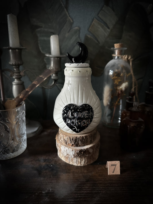 Love Poison — Ampolla in Ceramica n. VII