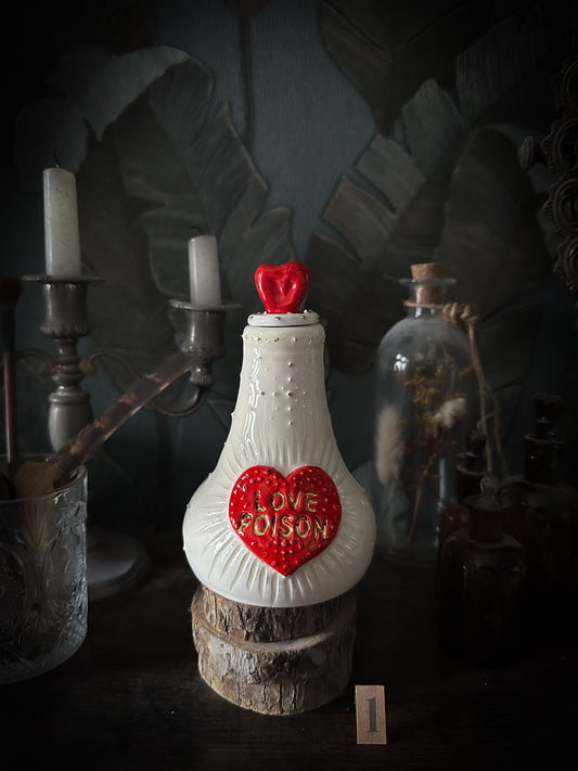 Love Poison — Ampolla in Ceramica n. I