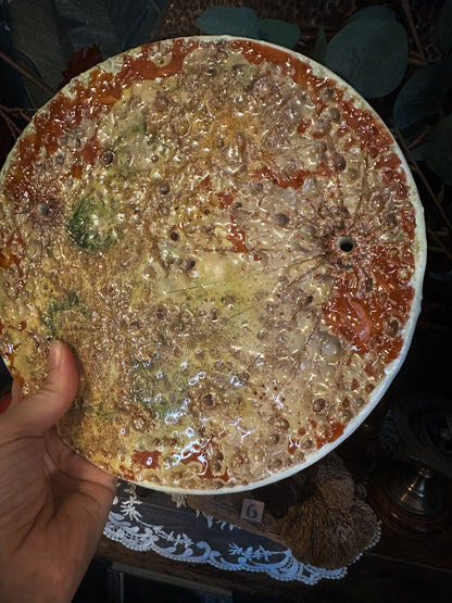 Luna piena del Raccolto grande in ceramica fatta a mano, lustro ambra a terzo fuoco — pezzo n. VI