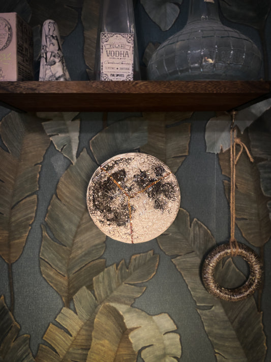 Luna Kintsugi – 03