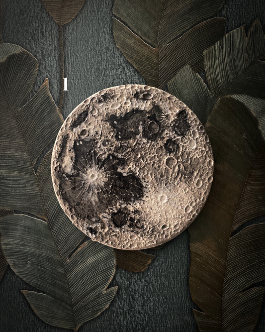Medium Full Moon | Luna da muro in Ceramica