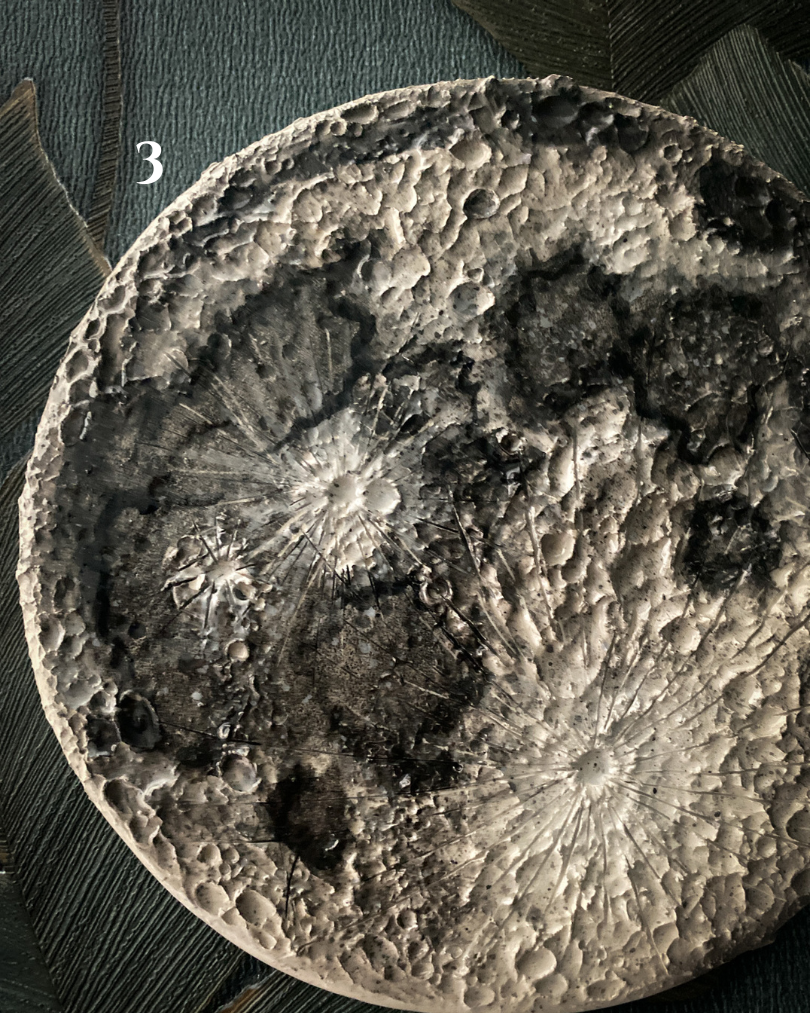 Medium Full Moon | Luna da muro in Ceramica
