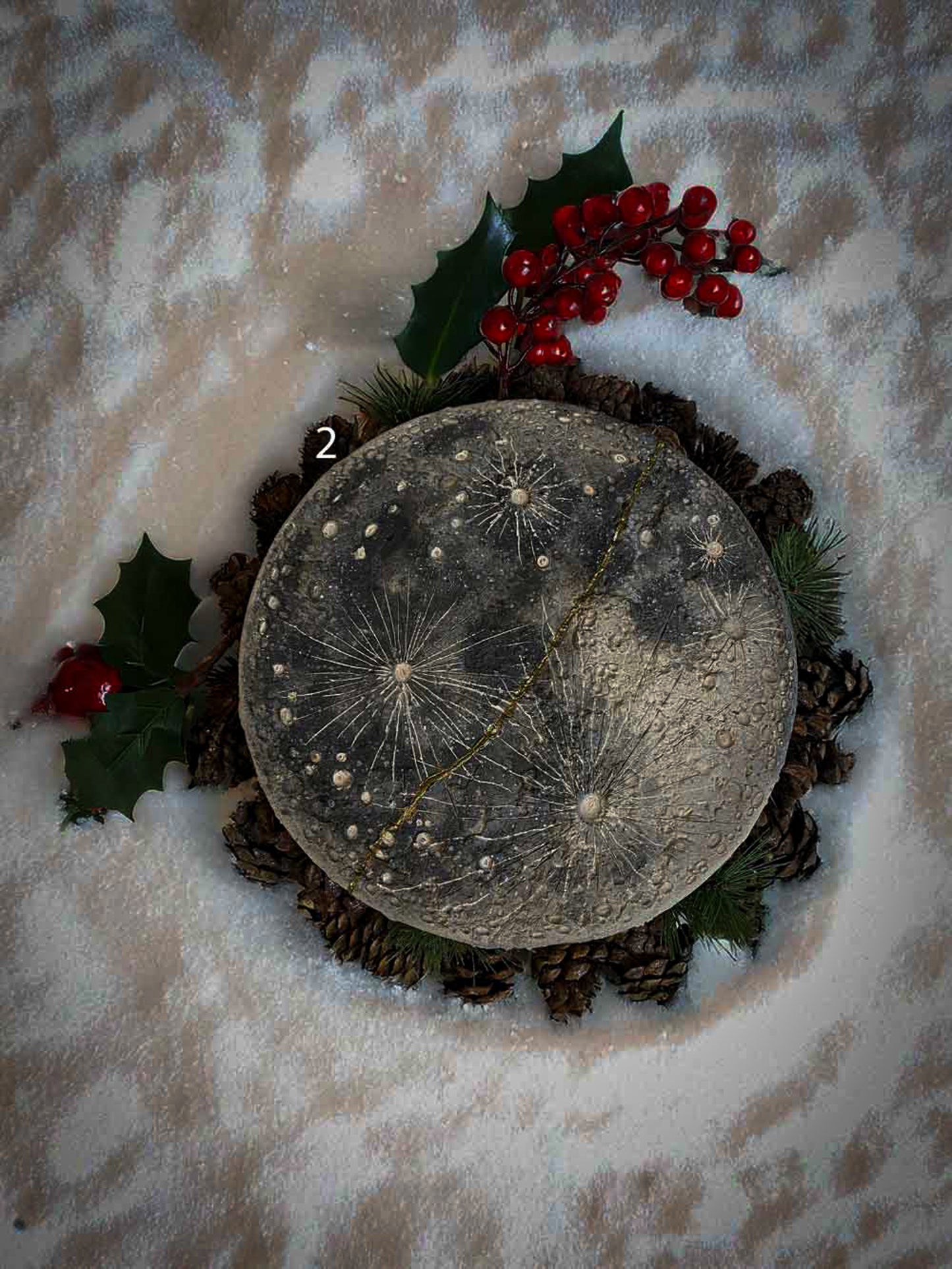 Kintsugi Moon | Luna da muro