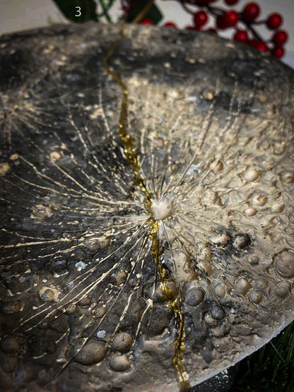 Kintsugi Moon | Luna da muro
