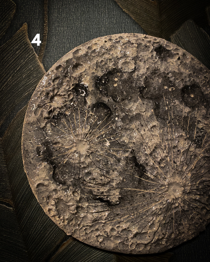 Medium Full Moon | Luna da muro in Ceramica