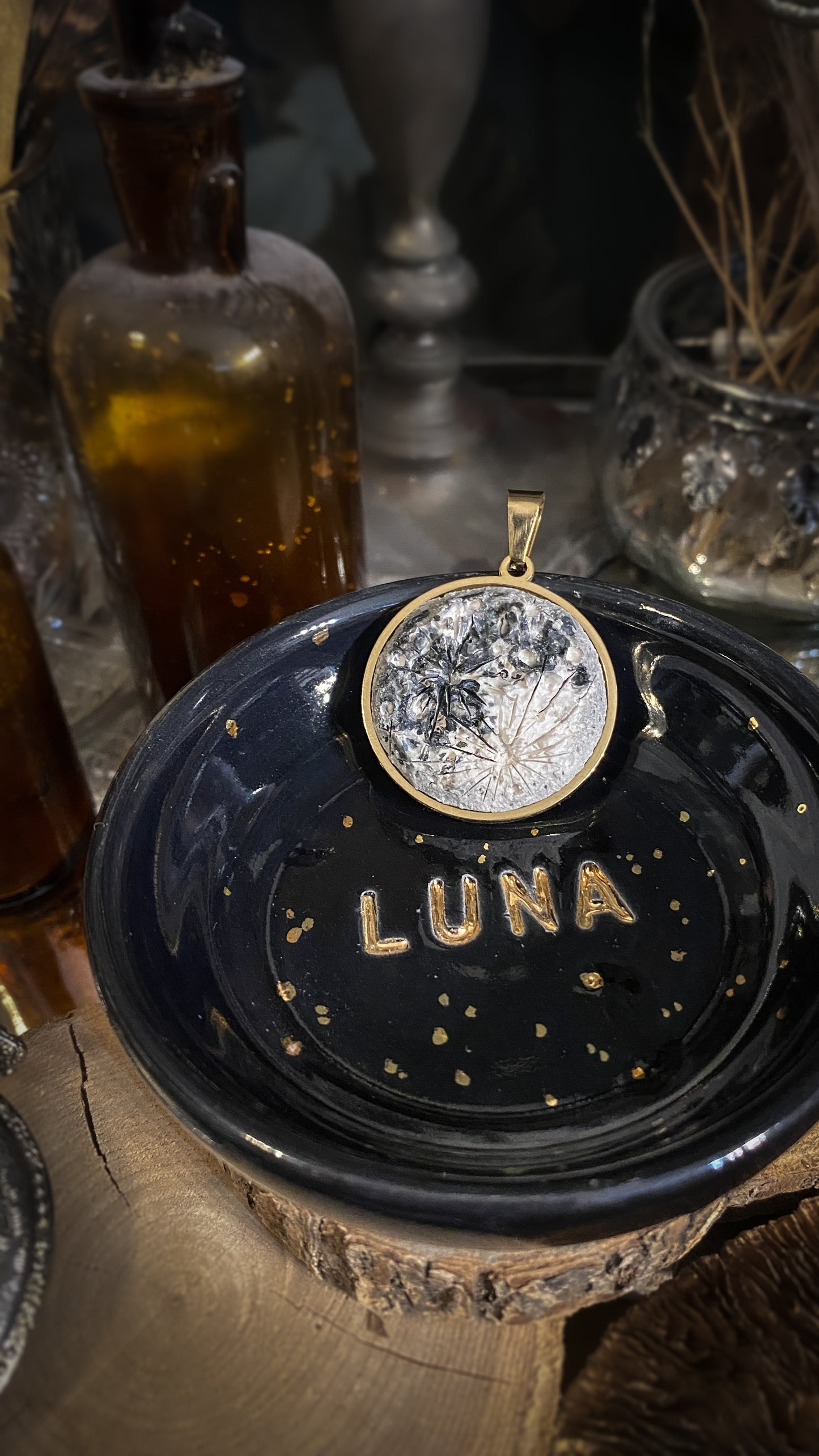 Stardust Mini Bowls – Ciotoline Lunari in Ceramica e Lustro Oro