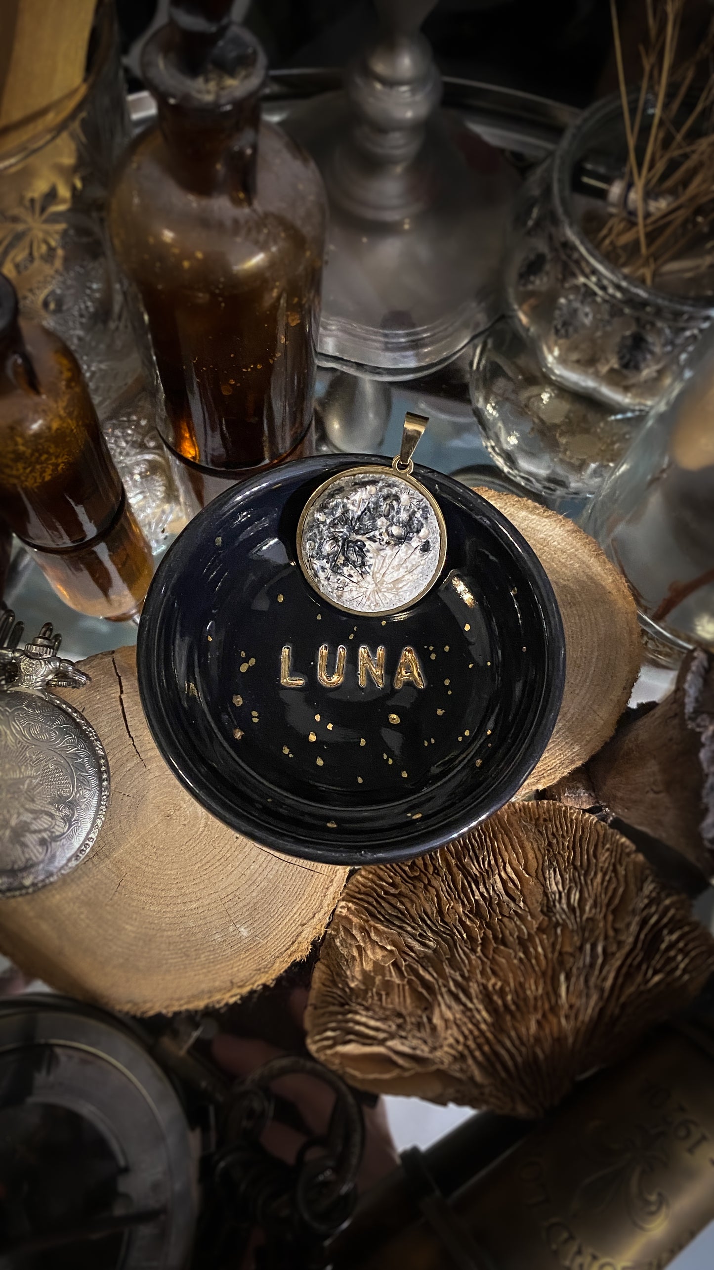 Stardust Mini Bowls – Ciotoline Lunari in Ceramica e Lustro Oro