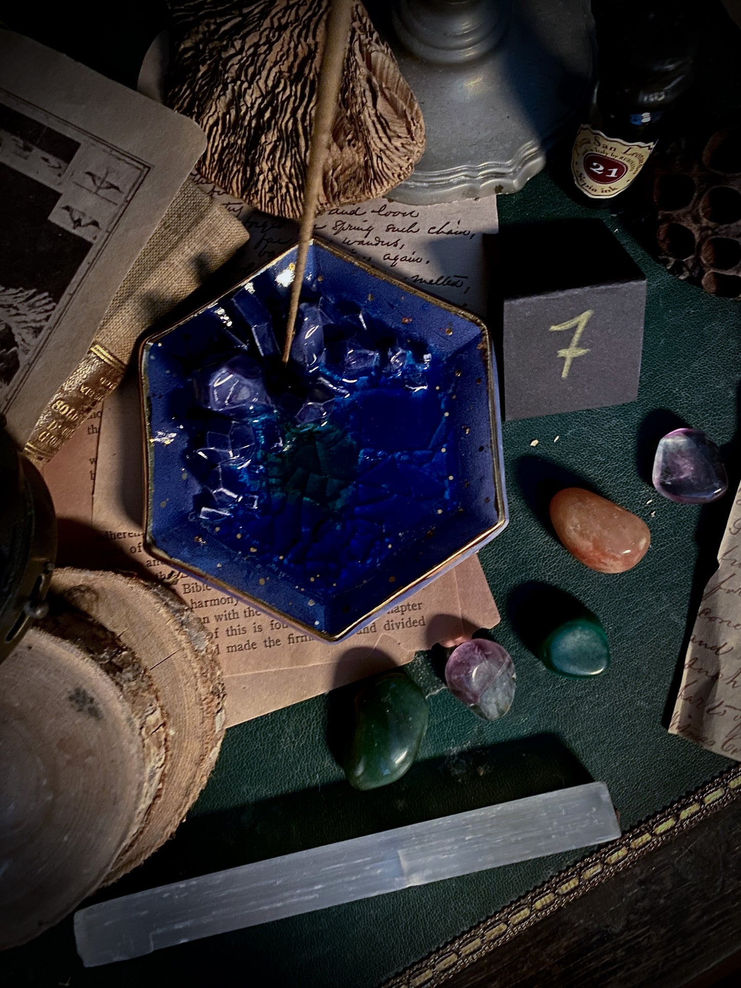 Hexagonal Sapphire Sky | Piattino portagioie e portaincenso in Ceramica