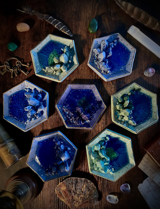 Hexagonal Sapphire Sky | Piattino portagioie e portaincenso in Ceramica