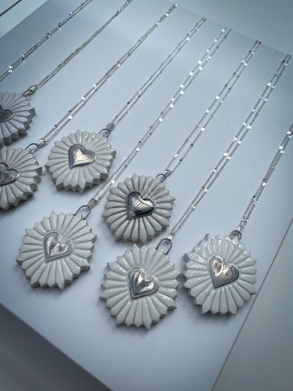 Platinum Sacred Heart | Ciondolo Sacro Cuore in Ceramica