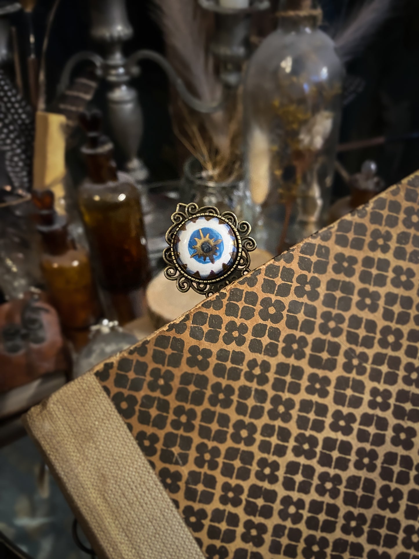 Nazar Guardian Bookmark | Segnalibro in ceramica e lustro oro e platino