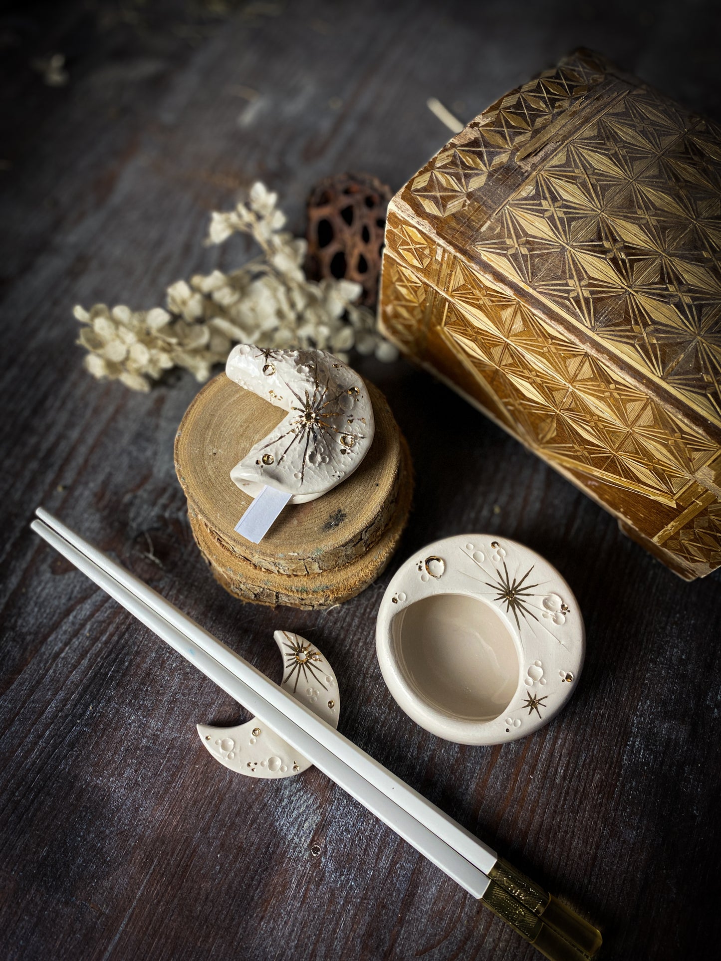 Sushi Moon Set | Bacchette, Porta Bacchette e Ciotola in Ceramica